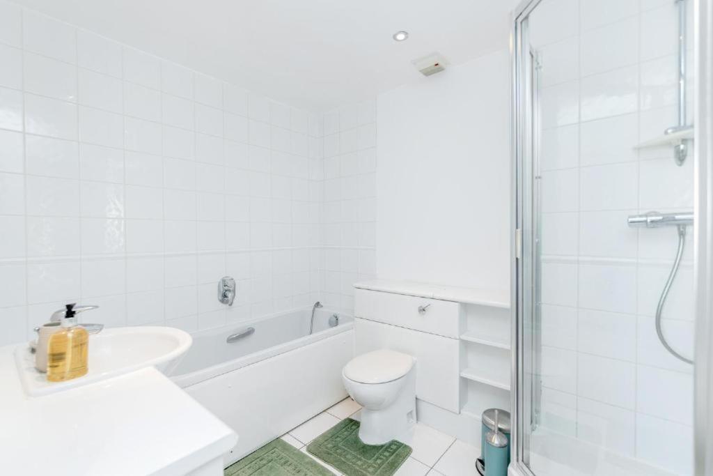 Excel Dock Apartments ลอนดอน ภายนอก รูปภาพ