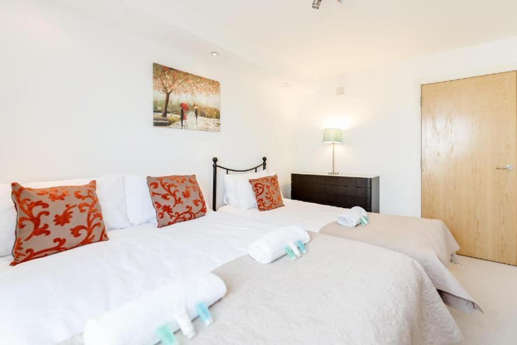 Excel Dock Apartments ลอนดอน ภายนอก รูปภาพ